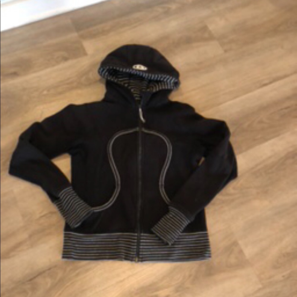 Black & white lulu jacket